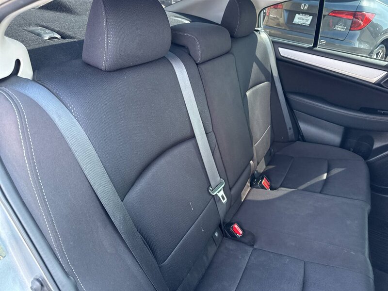 2017 Subaru Legacy 2.5i Premium AWD 4dr Sedan - Photo 15 - Garden City, ID 83714