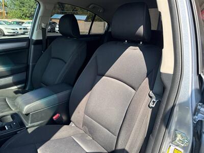 2017 Subaru Legacy 2.5i Premium AWD 4dr Sedan - Photo 11 - Garden City, ID 83714