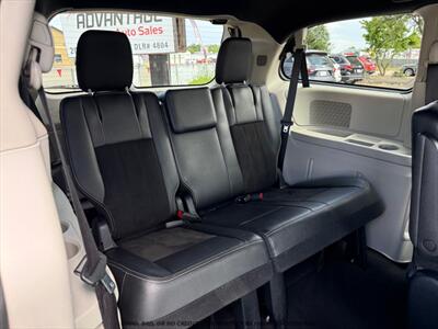 2019 Dodge Grand Caravan SXT   - Photo 18 - Garden City, ID 83714