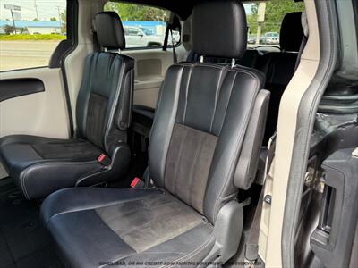 2019 Dodge Grand Caravan SXT   - Photo 16 - Garden City, ID 83714