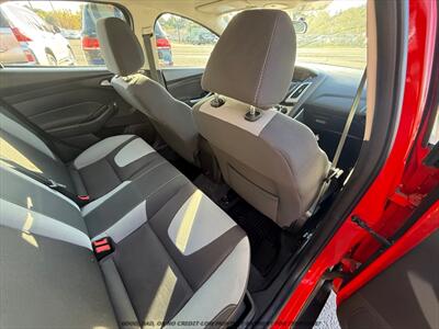 2012 Ford Focus SE   - Photo 17 - Garden City, ID 83714