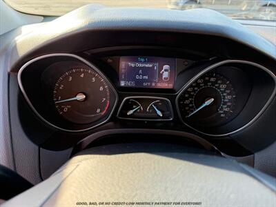 2012 Ford Focus SE   - Photo 12 - Garden City, ID 83714