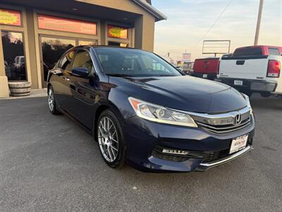 2016 Honda Accord Sport   - Photo 1 - Garden City, ID 83714