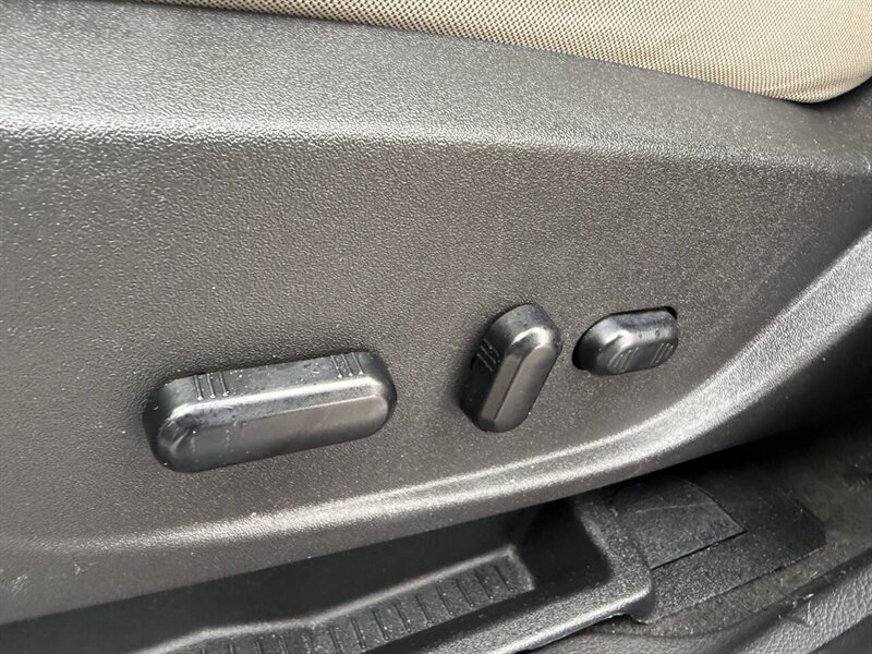 2018 Ford Escape SE AWD 4dr SUV - Photo 27 - Garden City, ID 83714