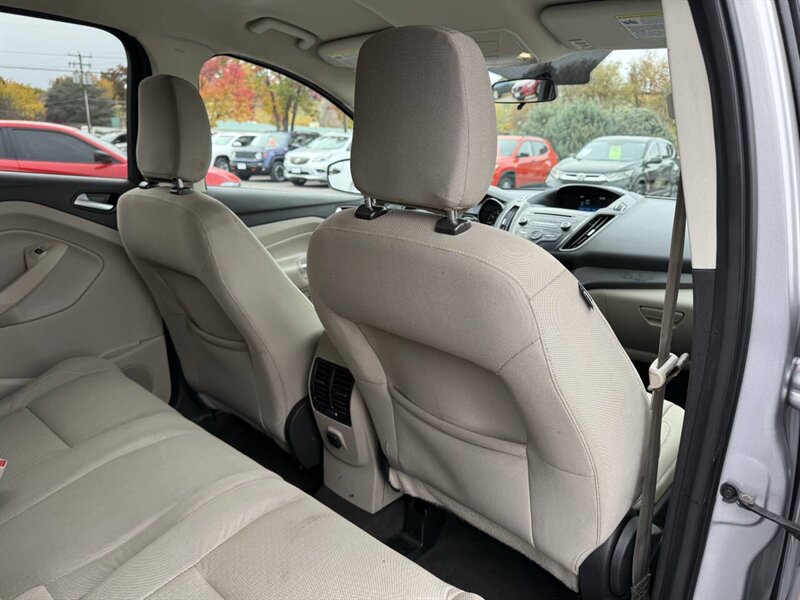 2018 Ford Escape SE AWD 4dr SUV - Photo 17 - Garden City, ID 83714