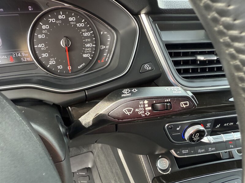 2020 Audi Q5 quattro Premium 45 TFSI - Photo 28 - Garden City, ID 83714