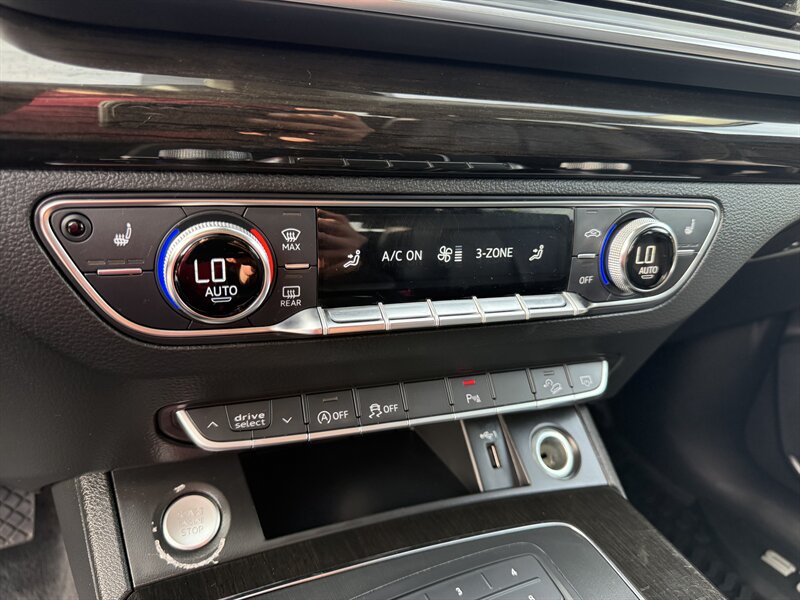 2020 Audi Q5 quattro Premium 45 TFSI - Photo 31 - Garden City, ID 83714