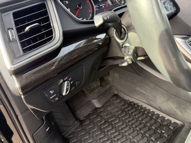 2020 Audi Q5 quattro Premium 45 TFSI - Photo 27 - Garden City, ID 83714