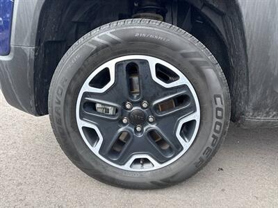 2017 Jeep Renegade Trailhawk   - Photo 24 - Garden City, ID 83714