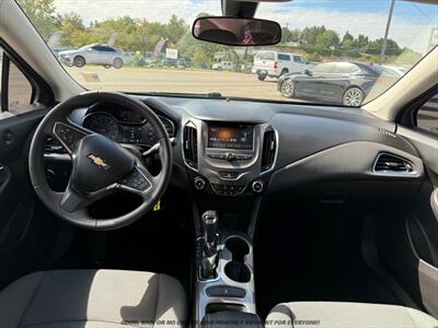 2017 Chevrolet Cruze LT Auto   - Photo 9 - Garden City, ID 83714