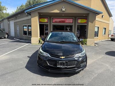 2017 Chevrolet Cruze LT Auto   - Photo 2 - Garden City, ID 83714