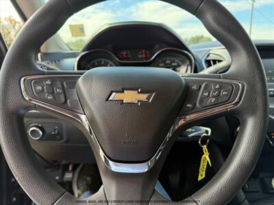 2017 Chevrolet Cruze LT Auto   - Photo 24 - Garden City, ID 83714
