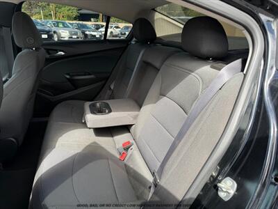 2017 Chevrolet Cruze LT Auto   - Photo 14 - Garden City, ID 83714