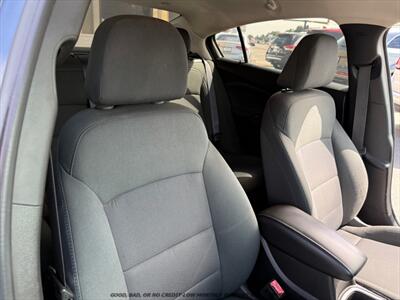 2017 Chevrolet Cruze LT Auto   - Photo 18 - Garden City, ID 83714