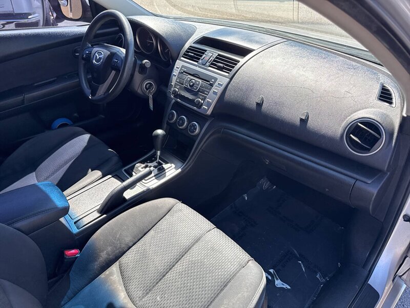 2012 Mazda Mazda6 i Sport 4dr Sedan 5A - Photo 19 - Garden City, ID 83714