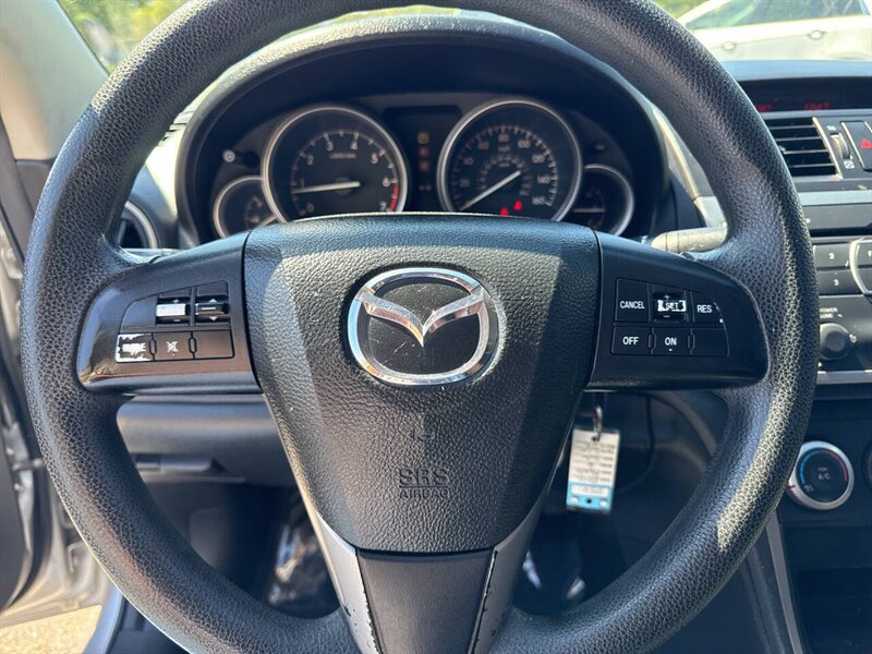 2012 Mazda Mazda6 i Sport 4dr Sedan 5A - Photo 24 - Garden City, ID 83714