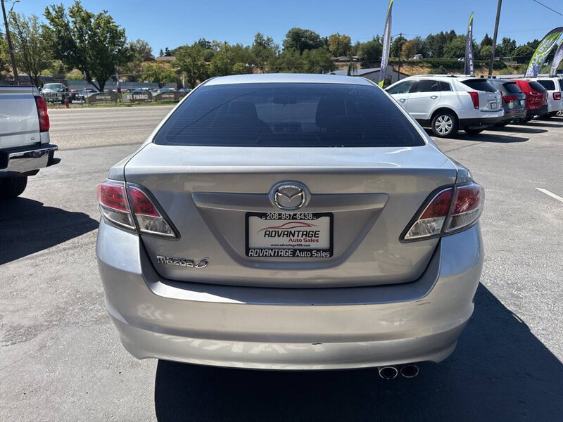 2012 Mazda Mazda6 i Sport 4dr Sedan 5A - Photo 6 - Garden City, ID 83714