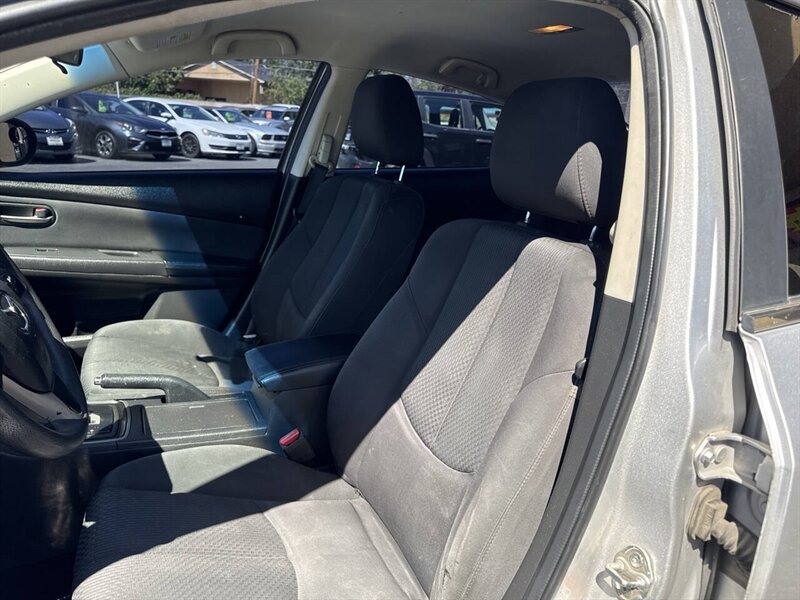 2012 Mazda Mazda6 i Sport 4dr Sedan 5A - Photo 11 - Garden City, ID 83714
