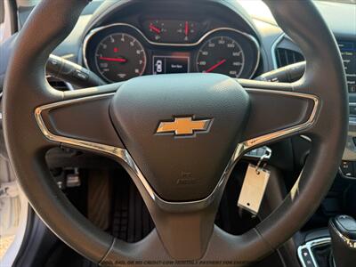 2019 Chevrolet Cruze LS - Photo 20 - Garden City, ID 83714