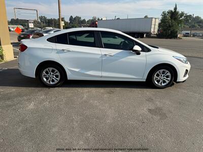 2019 Chevrolet Cruze LS - Photo 8 - Garden City, ID 83714
