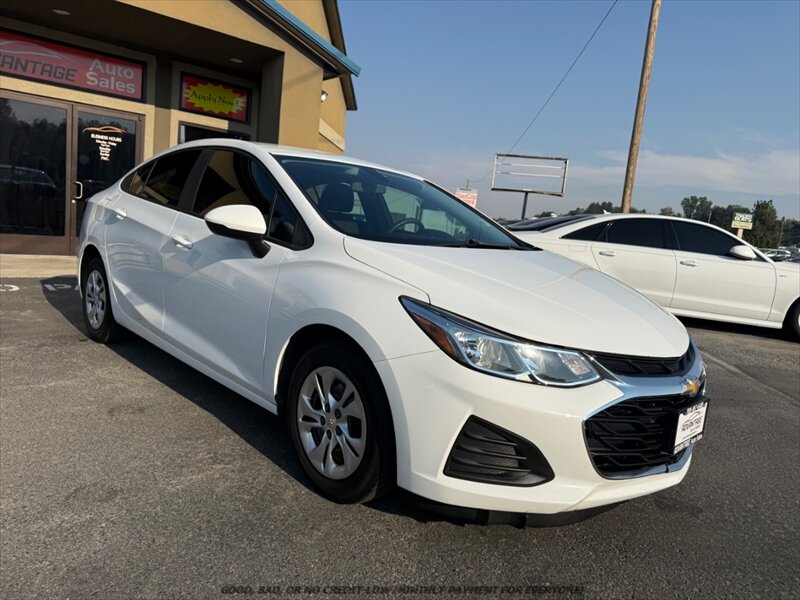2019 Chevrolet Cruze LS   - Photo 1 - Garden City, ID 83714