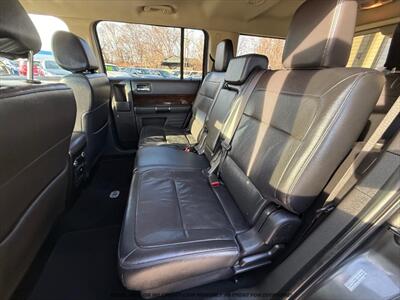 2019 Ford Flex Limited   - Photo 17 - Garden City, ID 83714