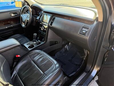 2019 Ford Flex Limited   - Photo 24 - Garden City, ID 83714