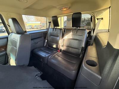 2019 Ford Flex Limited   - Photo 18 - Garden City, ID 83714