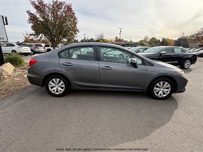 2012 Honda Civic LX - Photo 8 - Garden City, ID 83714
