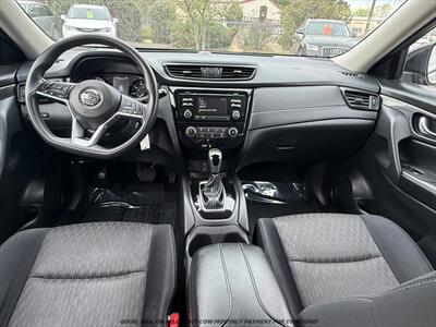 2017 Nissan Rogue S   - Photo 9 - Garden City, ID 83714