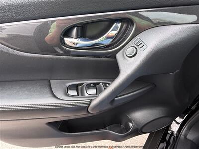 2017 Nissan Rogue S   - Photo 23 - Garden City, ID 83714