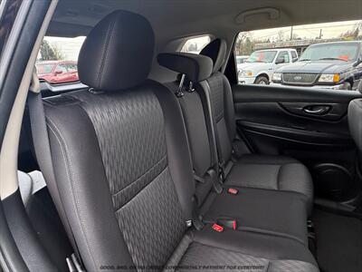 2017 Nissan Rogue S   - Photo 17 - Garden City, ID 83714