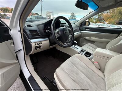 2014 Subaru Outback 2.5i Premium   - Photo 10 - Garden City, ID 83714