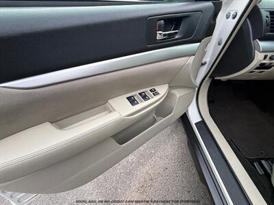 2014 Subaru Outback 2.5i Premium   - Photo 12 - Garden City, ID 83714