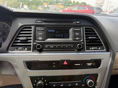 2015 Hyundai SONATA SE   - Photo 24 - Garden City, ID 83714