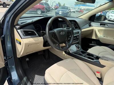 2015 Hyundai SONATA SE   - Photo 10 - Garden City, ID 83714