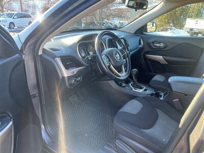 2018 Jeep Cherokee Tech Connect 4x4 4dr SUV - Photo 8 - Garden City, ID 83714