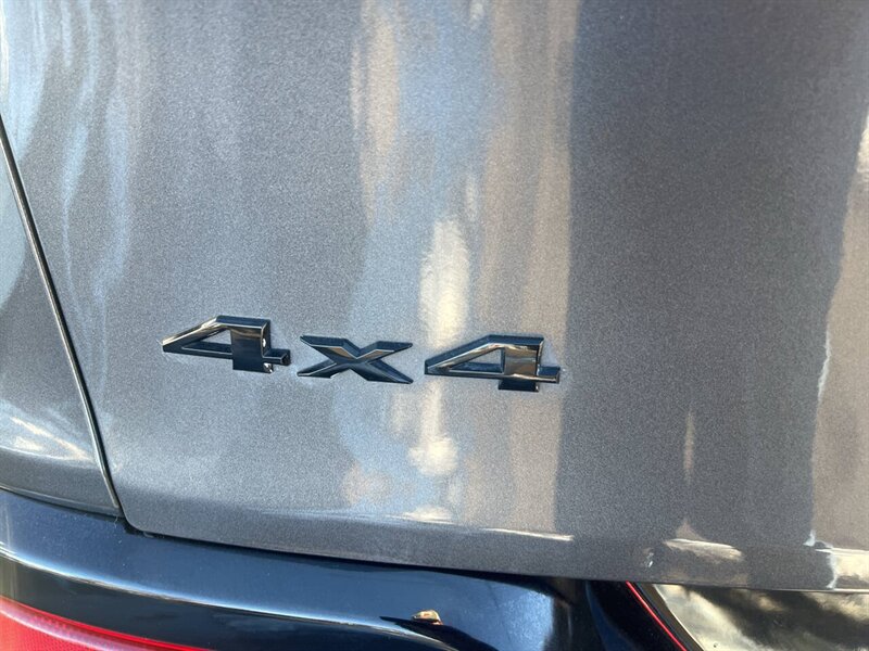 2018 Jeep Cherokee Tech Connect 4x4 4dr SUV - Photo 25 - Garden City, ID 83714