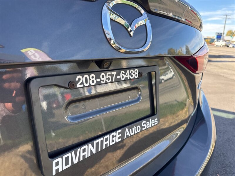 2016 Mazda Mazda3 i Touring 4dr Sedan 6A - Photo 34 - Garden City, ID 83714
