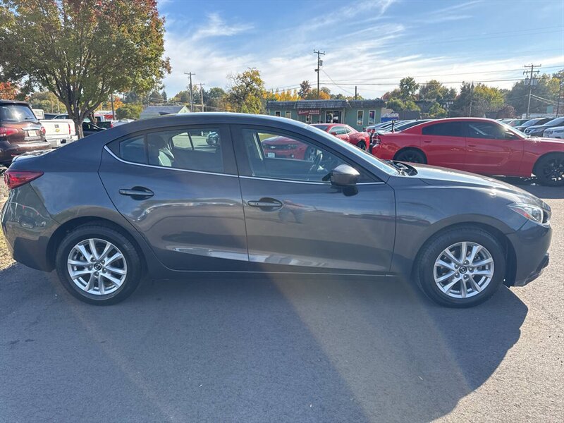 2016 Mazda Mazda3 i Touring 4dr Sedan 6A - Photo 8 - Garden City, ID 83714