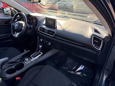 2016 Mazda Mazda3 i Touring 4dr Sedan 6A - Photo 23 - Garden City, ID 83714