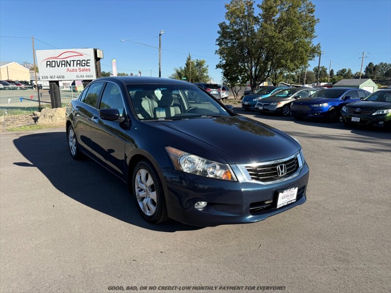 2010 Honda Accord EX-L V6   - Photo 1 - Garden City, ID 83714