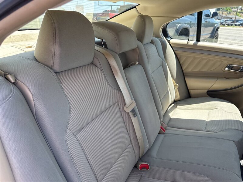 2017 Ford Taurus SEL AWD 4dr Sedan - Photo 16 - Garden City, ID 83714