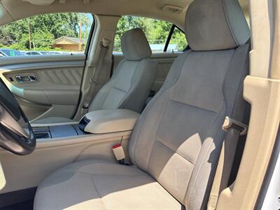 2017 Ford Taurus SEL AWD 4dr Sedan - Photo 10 - Garden City, ID 83714