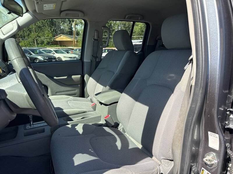 2018 Nissan Frontier SV 4x4 4dr Crew Cab 5 ft. SB 5A - Photo 11 - Garden City, ID 83714