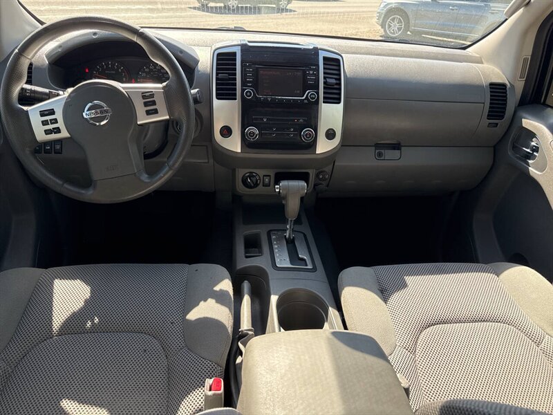 2018 Nissan Frontier SV 4x4 4dr Crew Cab 5 ft. SB 5A - Photo 9 - Garden City, ID 83714