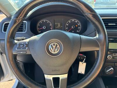 2011 Volkswagen Jetta SE PZEV 4dr Sedan 6A - Photo 27 - Garden City, ID 83714