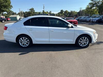 2011 Volkswagen Jetta SE PZEV 4dr Sedan 6A - Photo 8 - Garden City, ID 83714