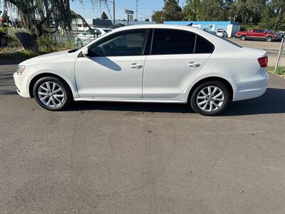 2011 Volkswagen Jetta SE PZEV 4dr Sedan 6A - Photo 4 - Garden City, ID 83714