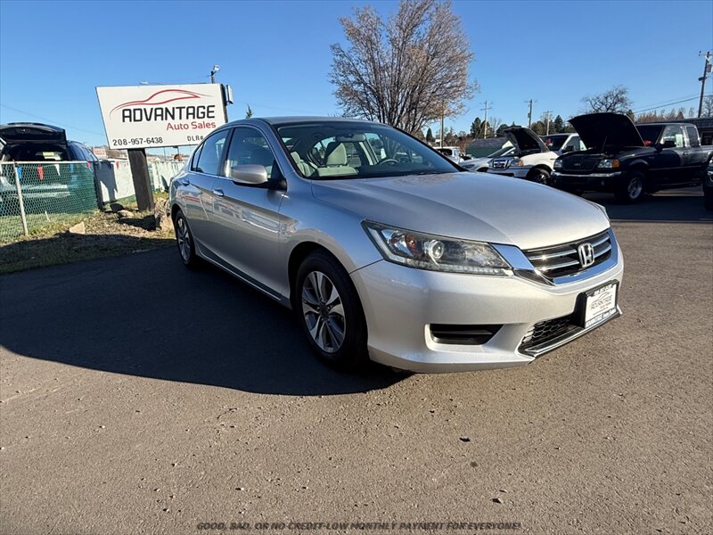 2013 Honda Accord LX   - Photo 1 - Garden City, ID 83714